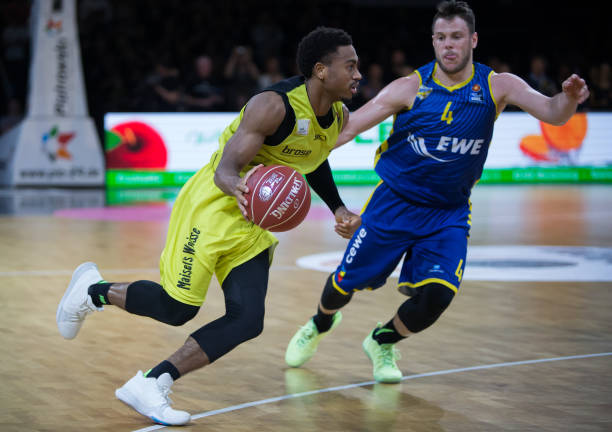 守策略是如 守策略是如