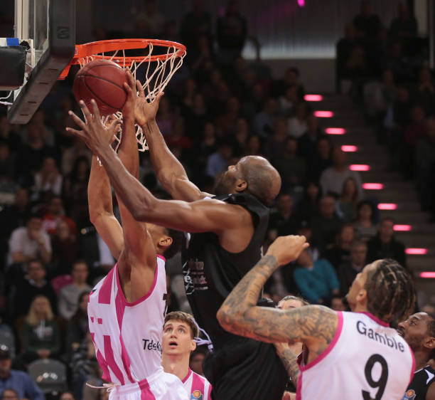 次崛起的重 次崛起的重